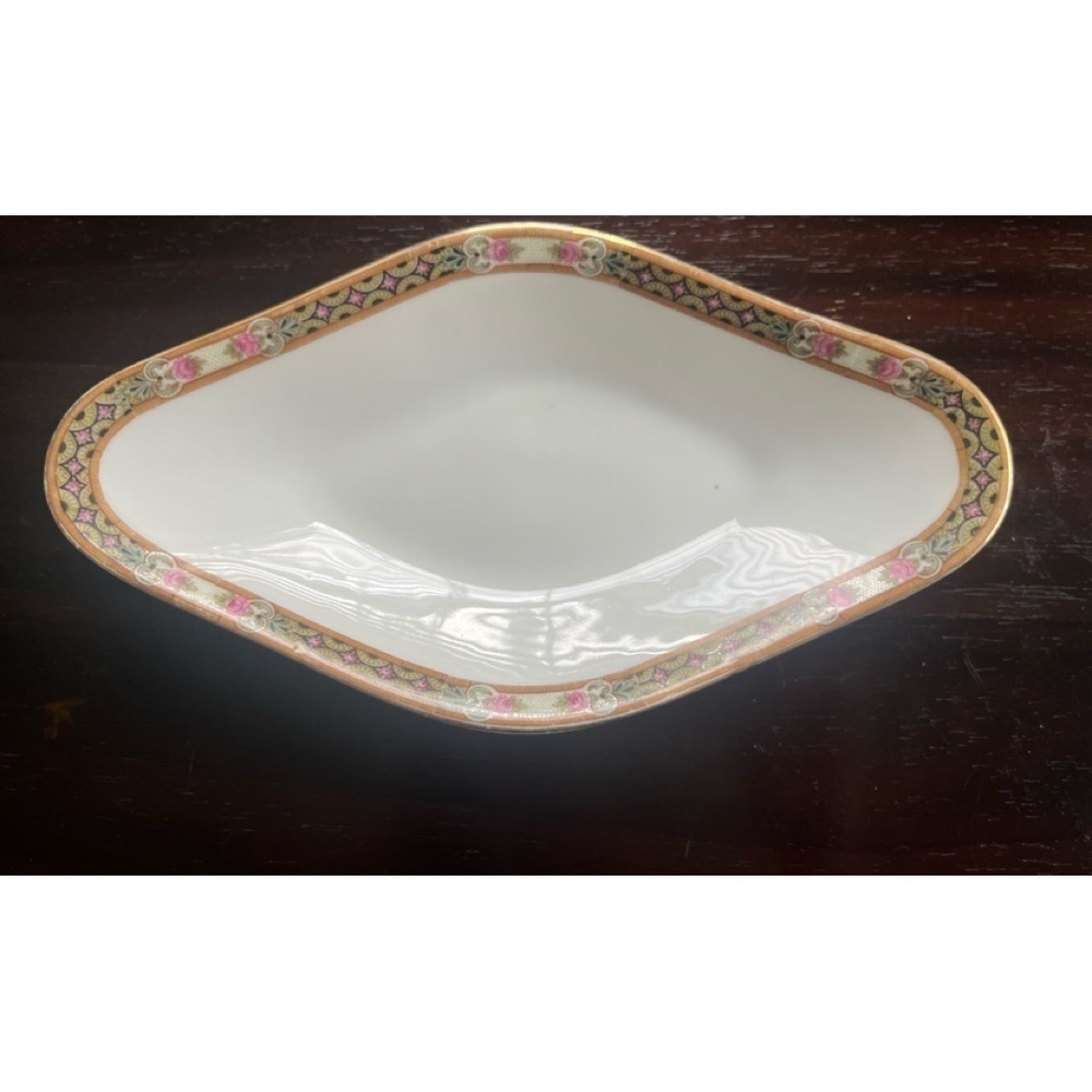 VTG WM GUERIN & CO FOR GIMBEL BROS LIMOGES FRANCE romb like plate 9.5/ ~5.5 "